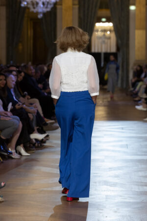 Pantalon fluide bleu indigo – Image 2