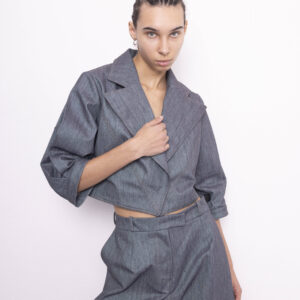 Veste en jean de face