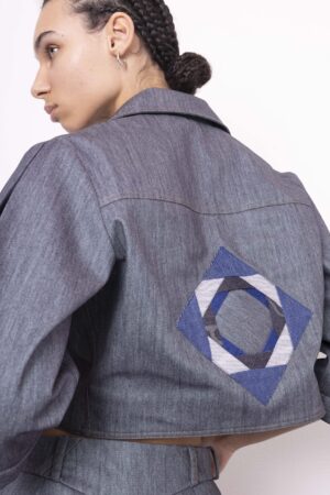 Détail au dos de la veste
