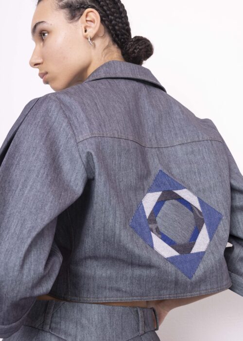 Détail au dos de la veste