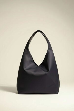 Sac en satin et cuir noir