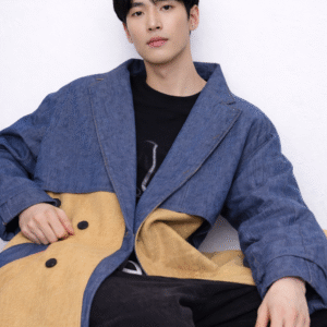 Manteau en Denim et Beige à Détails Color-Block