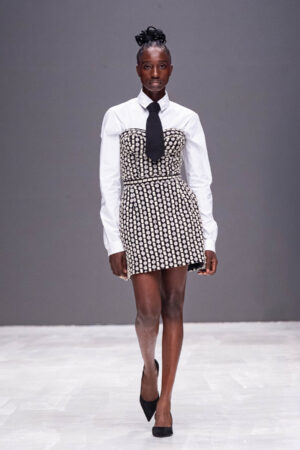 Robe en Tweed Noir et Blanc à Pois