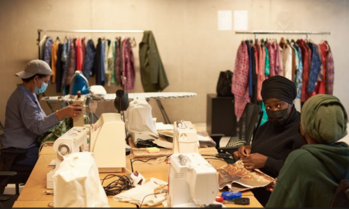 Production de vêtements upcyclés de luxe à Paris 13